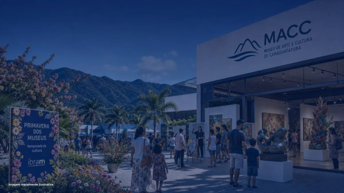 Fachada de museu municipal com visitantes e Mata Atlântica ao fundo, imagem meramente ilustrativa