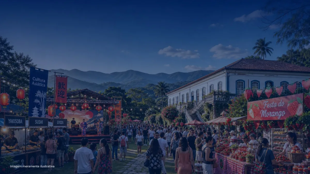 Festival ao ar livre com barracas de comida asiática e lanternas, imagem meramente ilustrativa